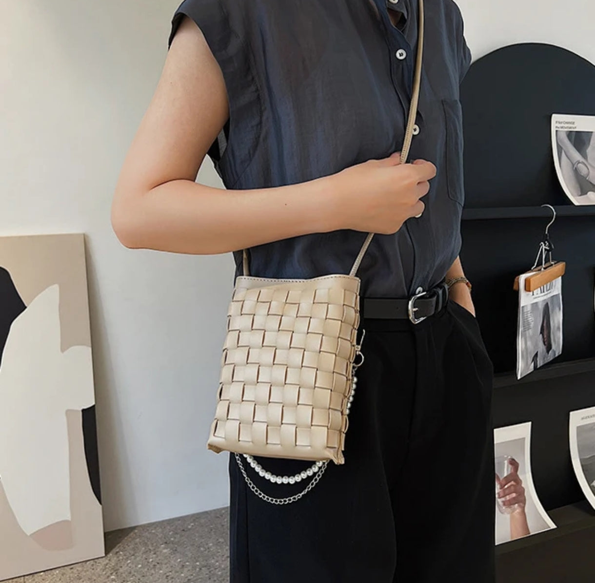 CROSSBODY BAG