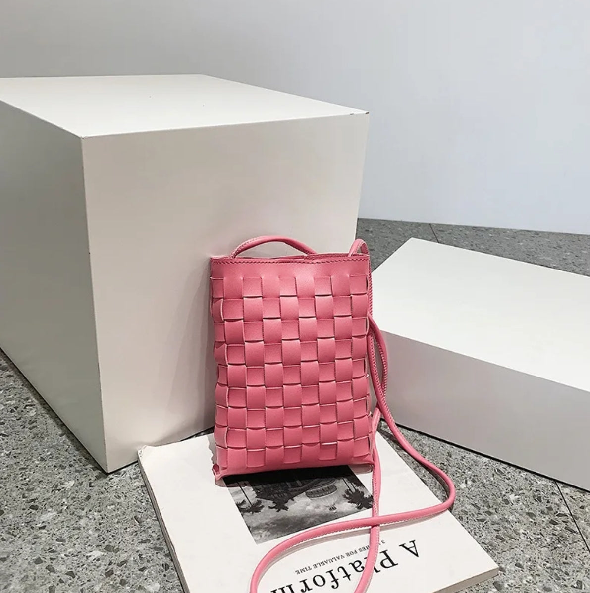 CROSSBODY BAG